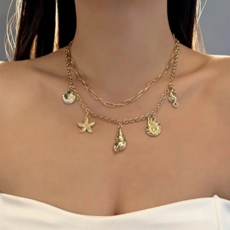 Bohemian Starfish Conch Scallop Pendant Necklace for Women Summer Beach Vacation Gold Color Collarbone Necklace Party Jewelry