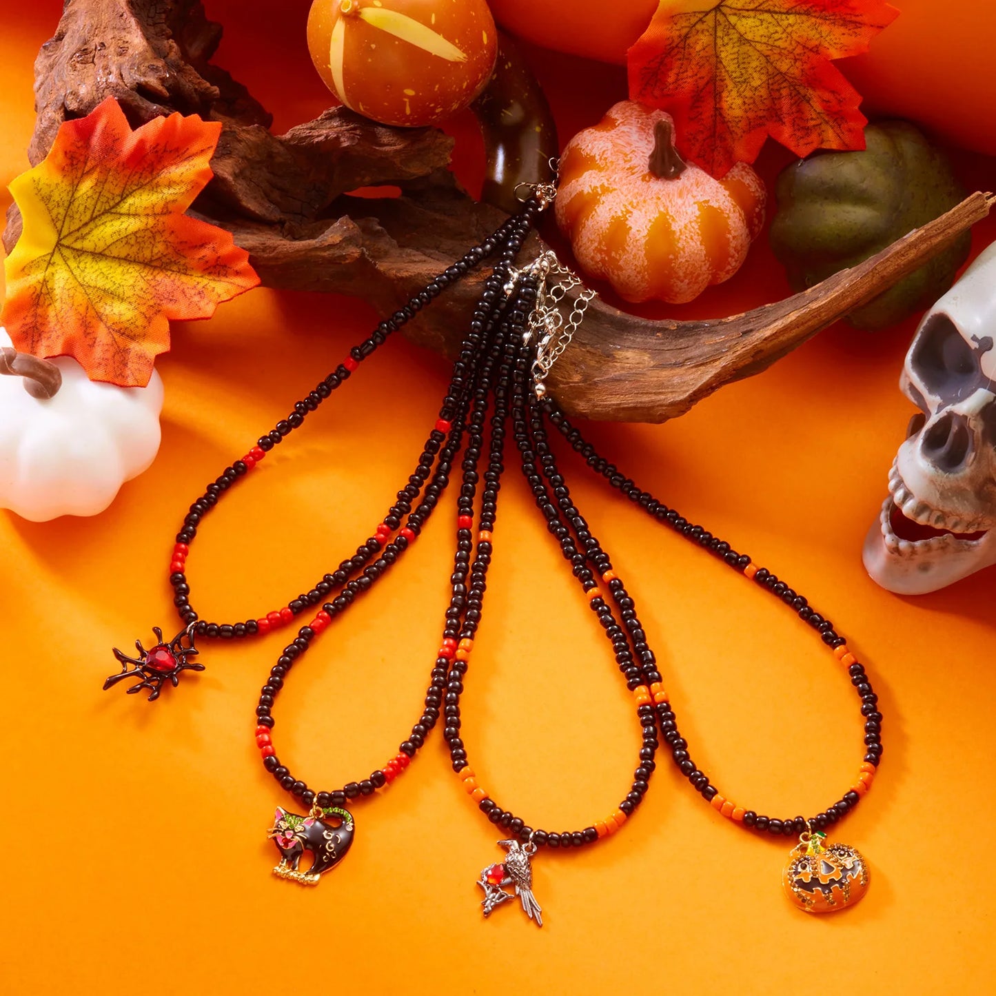 Simple Mixed Color Rice Beads Necklace for Women Gothic Dark Spider Bat Pumpkin Skull Pendant Necklace Halloween Jewelry Gift