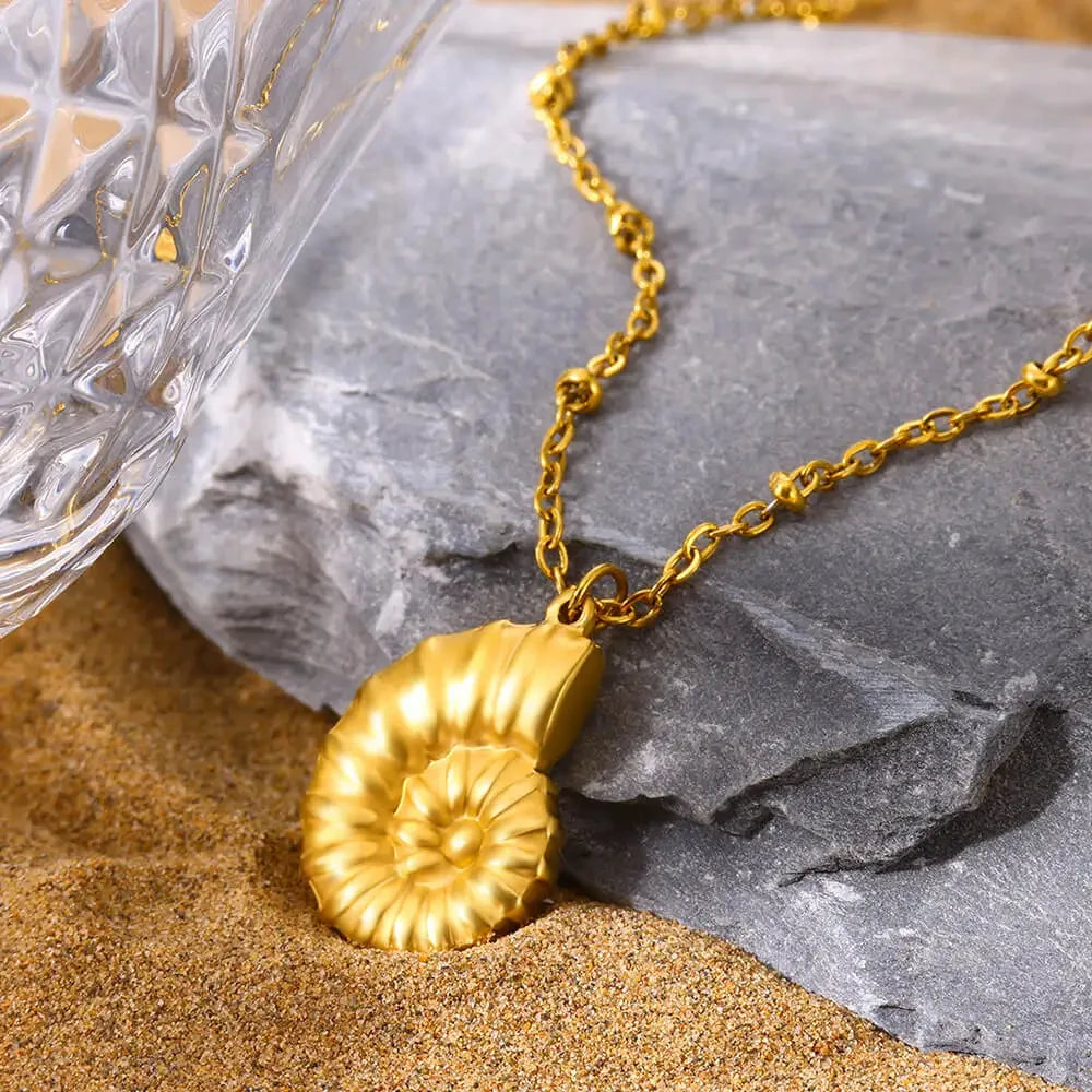 Women Conch Pendant Gold Color Stainles Steel Shell Ocean Necklace Star Jewelry