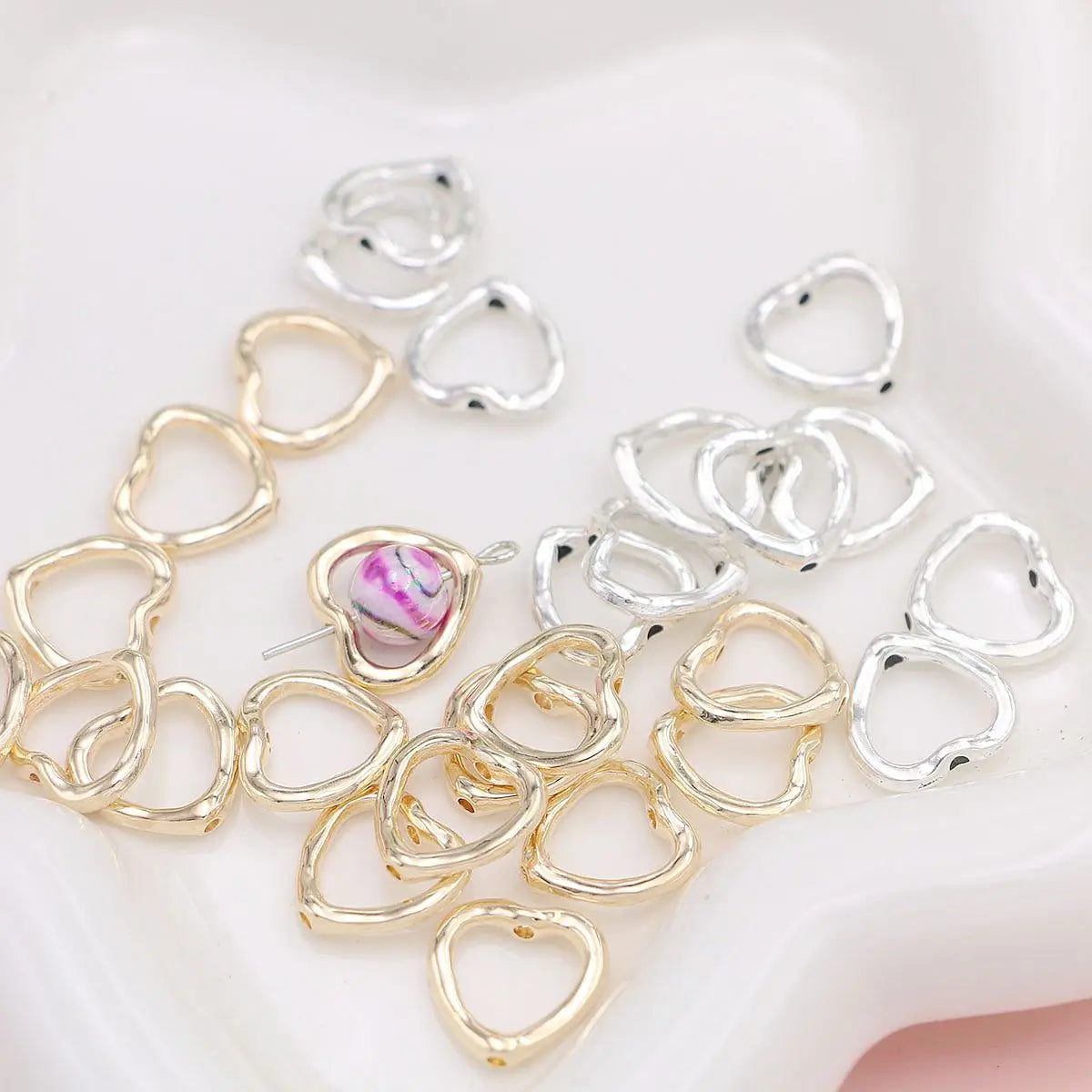 20Pcs 8mm Silver Plated Heart Spacer Beads Frame for Jewelry Making Bracelet Necklace Keychains Accessories DIY