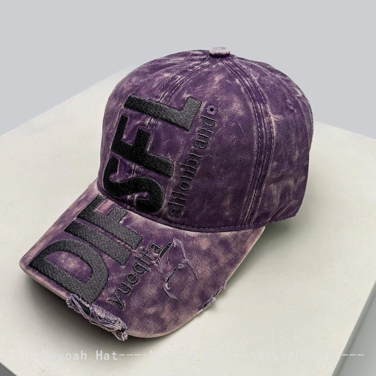 New Men Women Bandhnu Embroidered DIFSFL Letters Baseball Hats Sunshade Personal Versatile Peaked Caps Broken Style Fashion ins