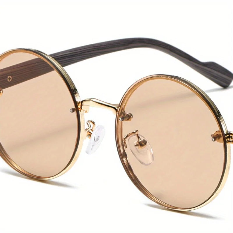 European Classic Trendy Sunglasses Unisex Outdoor Sunshade Sunglasses Suitable for Photography Parties Decorative Glasses
