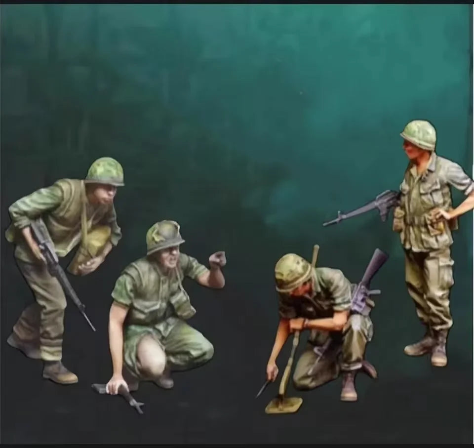 1: 35 Casting Resin Model Kit Vietnamese American Soldiers 4 Characters Grey Model Scene Layout Toy Model