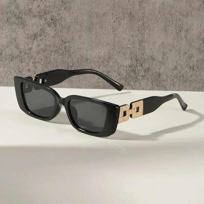 Women's Retro Anti Glare Glasses Are Suitable for Casual Wear Durable and Lightweight Frame Lenses Are Suitable for Daily