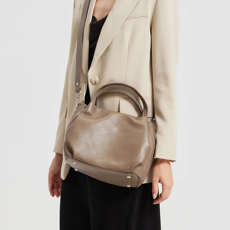 Women's Genuine Cowhide Leather Large Capacity Tote Bag Bucket Ladies Shoulder Bag Crossbody Luxury Brand Bag Female Designer