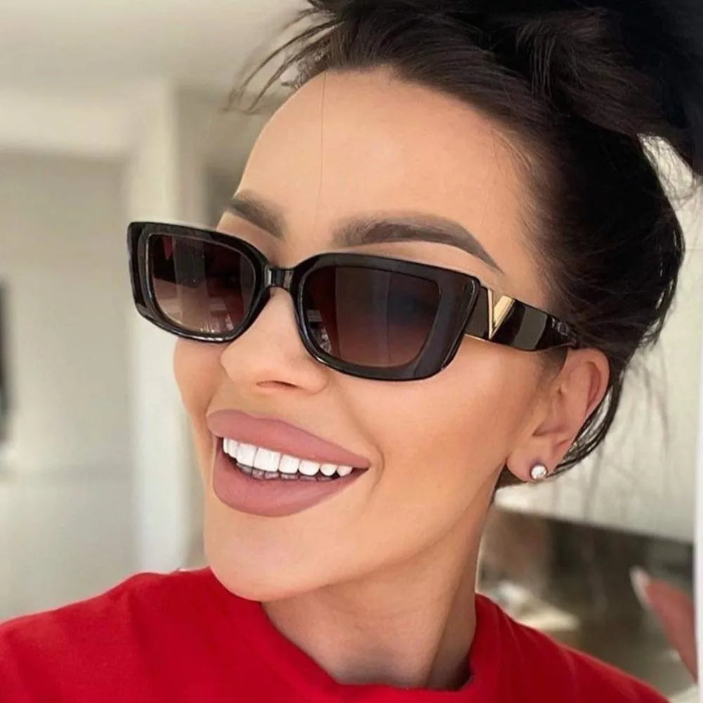Women/Men Unisex with Fashion V-shaped Foots Outdoor Sunshade Square Sun Glasses