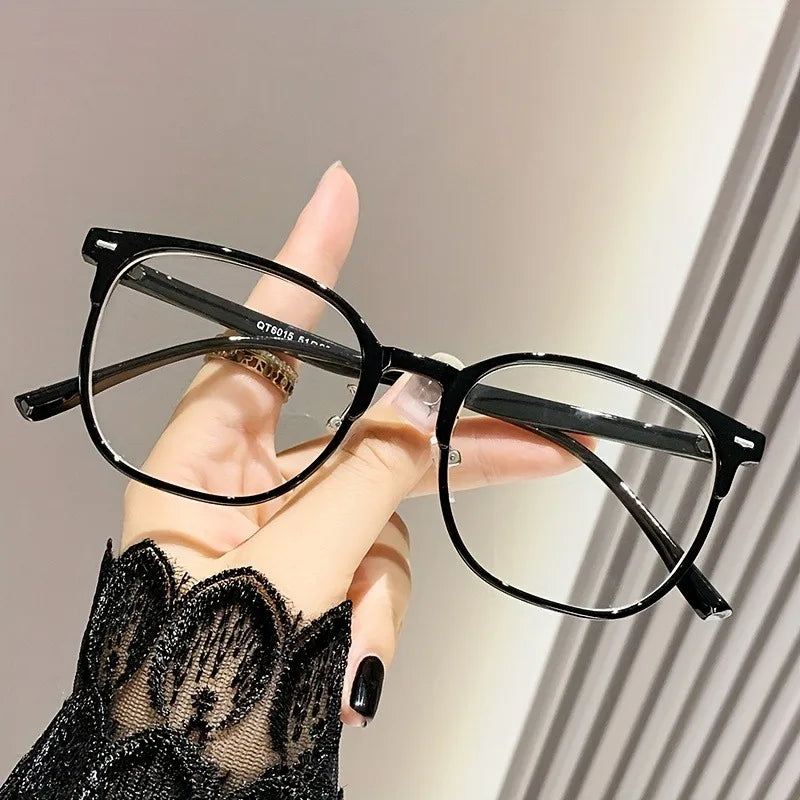 Square Frame Vintage Glasses for Man and Woman Y2K Inspires Fashion Eyewear Photo Pops Perfect for Parties