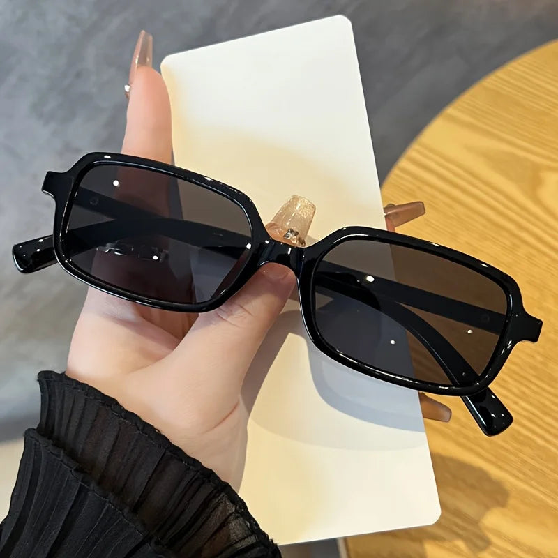 Casual and Versatile Small Frame Black Gray Fashionable and Personalized Women's Dressing Glasses