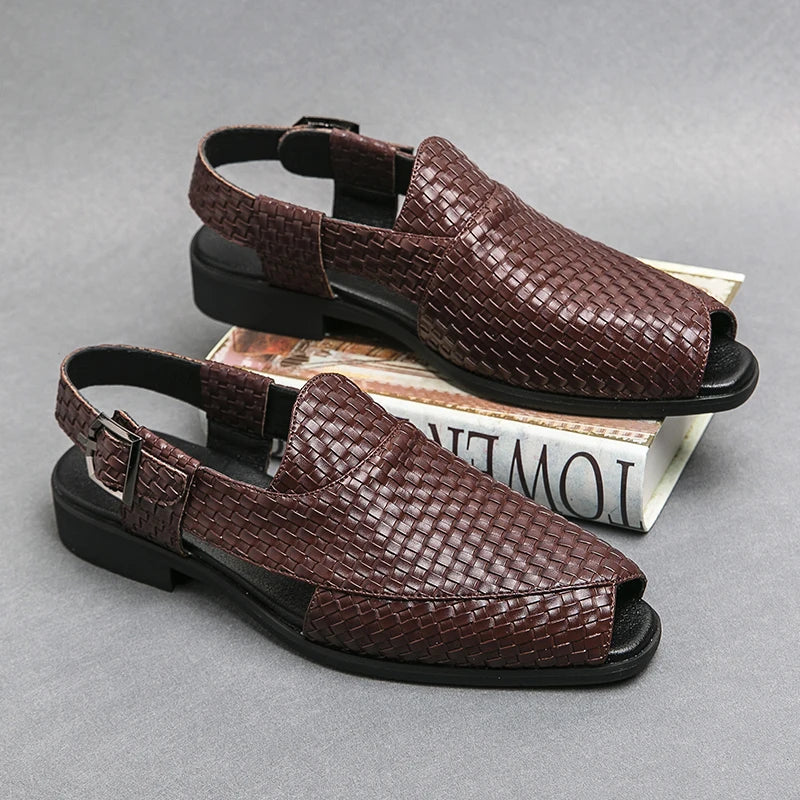 Summer High Quality Brogue Shoes Sandals Men British Style Casual Leather Sandals For Men Yuppie Business Shoe Male