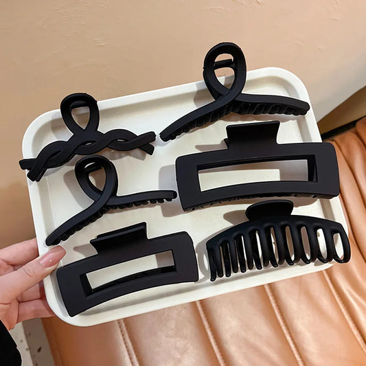 Black Series Big Hair Clip for Women Simplicity Ponytail Clip Women Fashion Shark Clip Girl Hair Clamp
