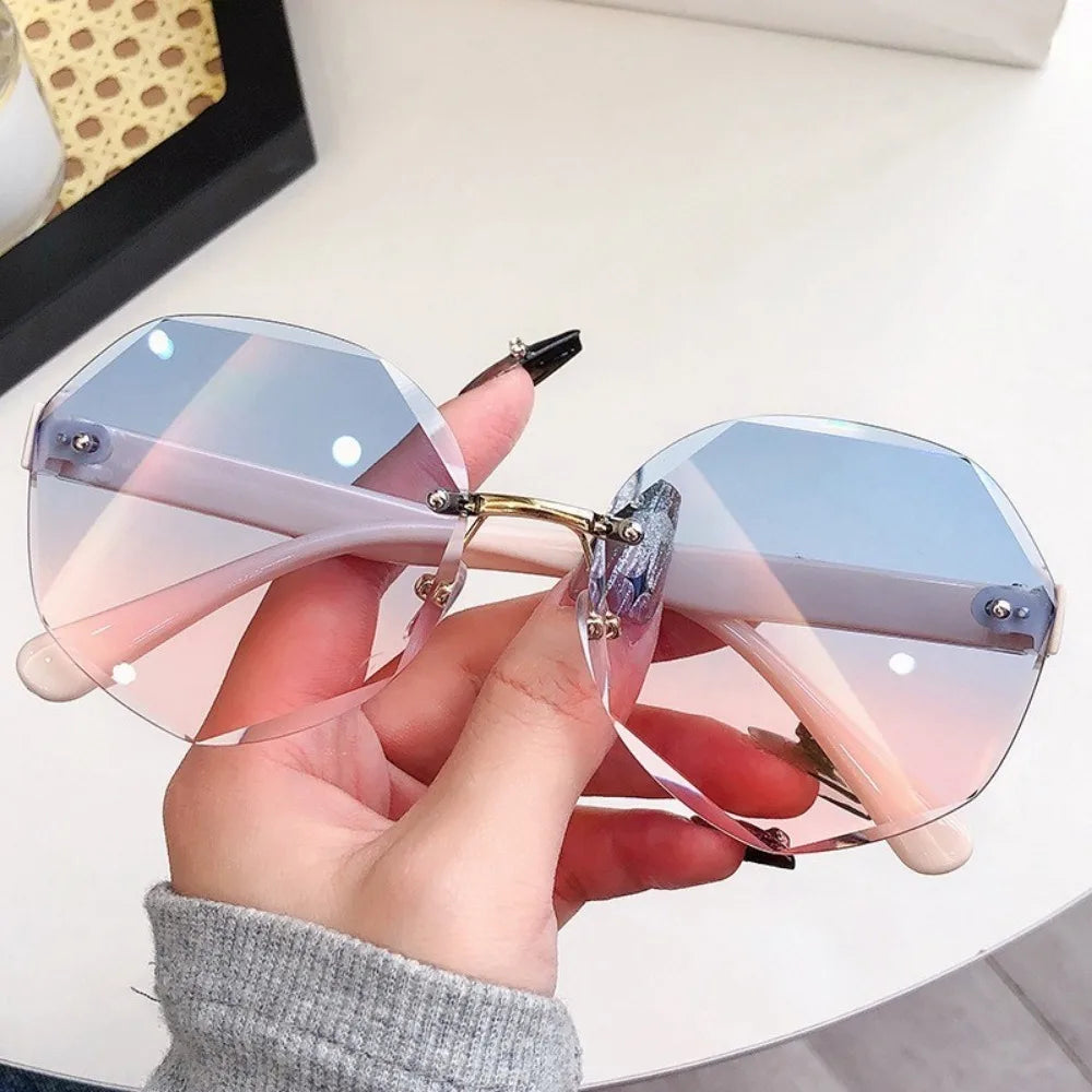 Gradient Lens Eyeglasse Outdoor UV Protective Shades Eyeglasses for Women Men Colorful Sunglasses