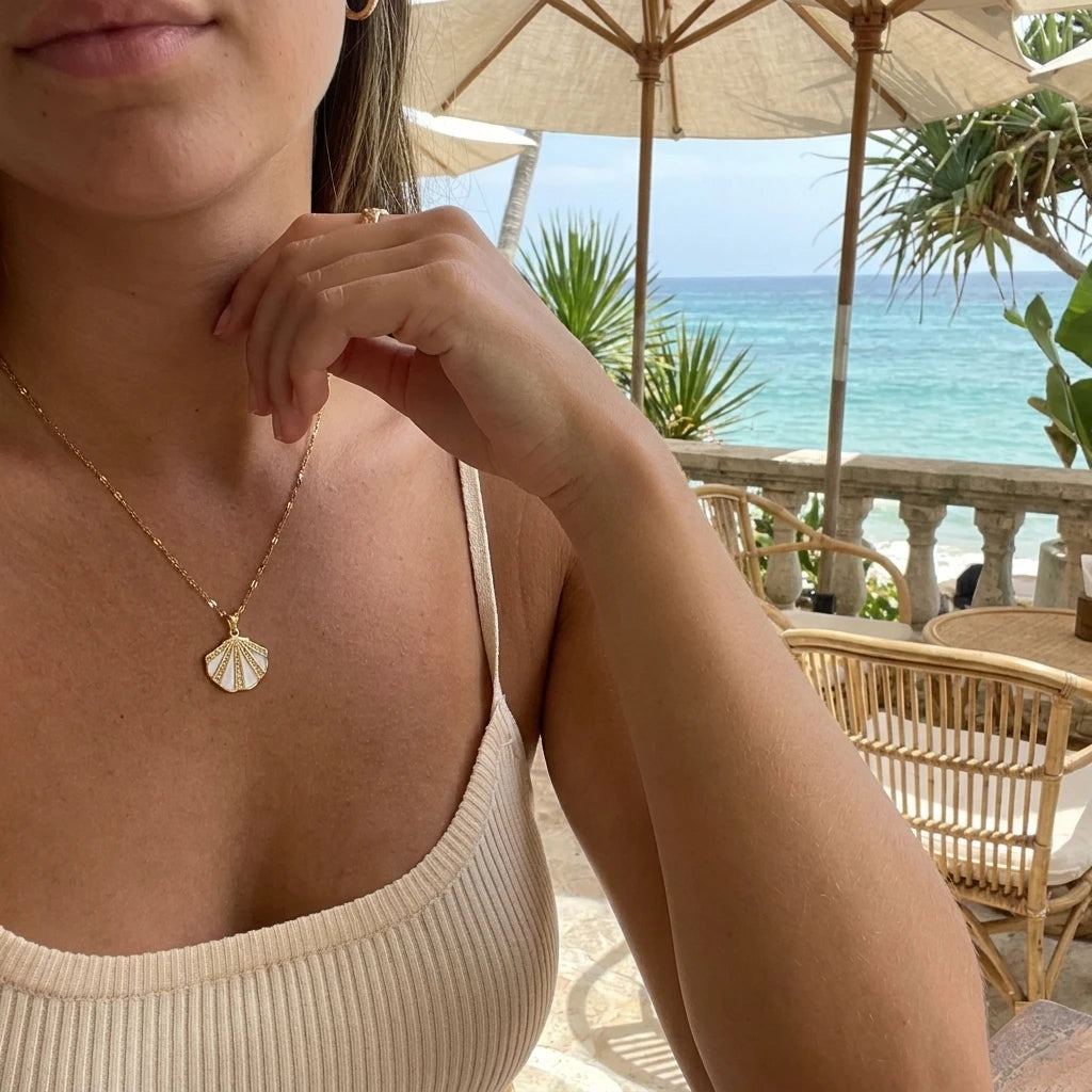 Minimalist Copper Cubic Zirconia Shell Pendant Necklace for Women Dainty Gold Tone Chain Simple Ocean Charm Jewelry Gift