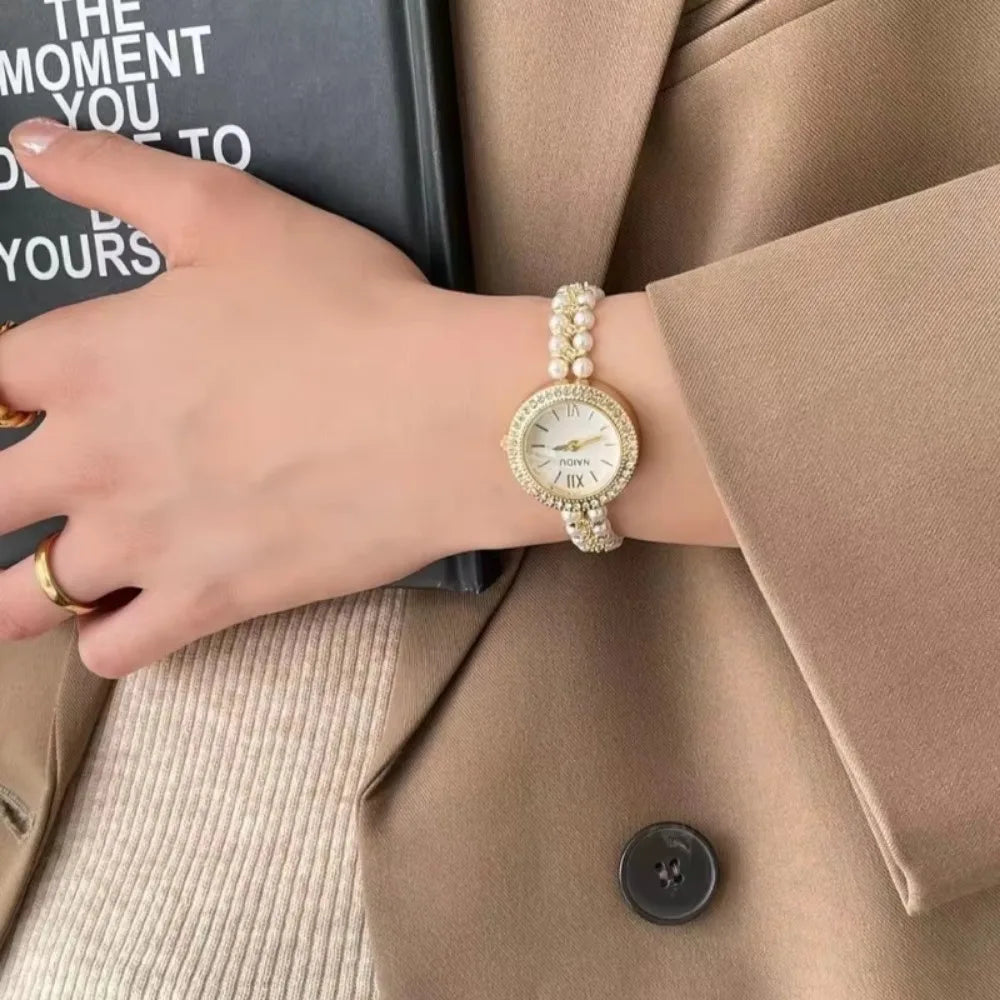 Luxury Women Watch Fashion Pearl Studded Bracelet Strap Quartz Wristwatches Ladies Gift Dropshipping Para Mujer Relogio Feminino