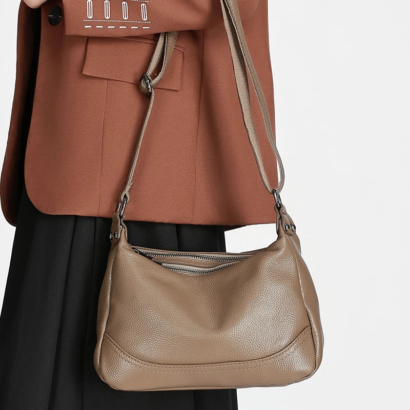 Genuine Leather Hobo Bag for Women Large Capacity Soft Leather Crossbody Shoulder Bag Vintage Casual Everyday Commute Tote Bag