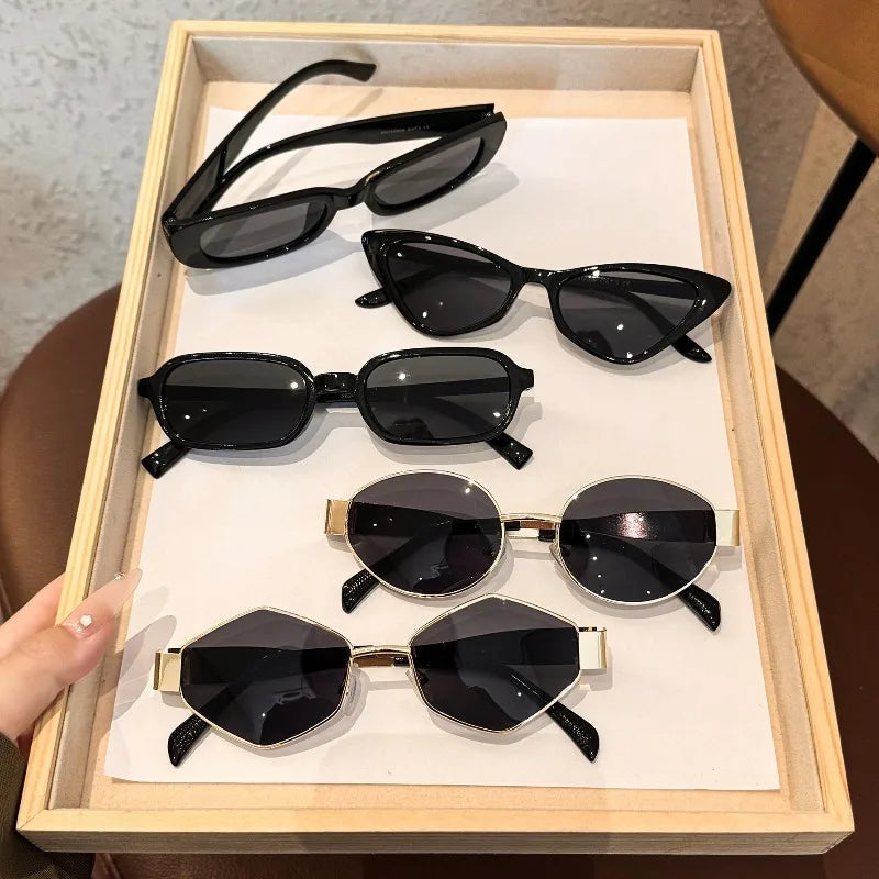 5pcs Fashionable and Trendy Compact Sunglasses Fashionable Unisex Sunglasses Casual and Retro Style Suitable for Daily Wear