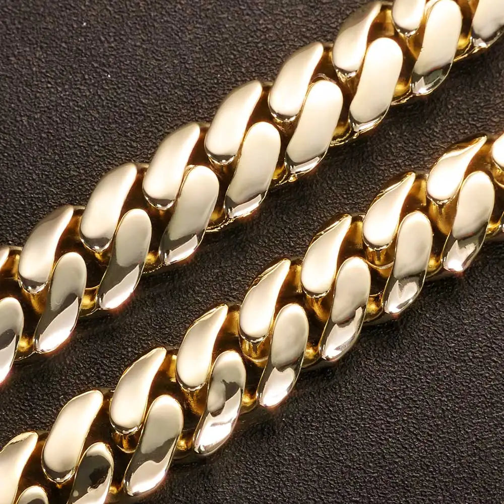 NY Fashion 14K Gold Plated 20mm Monaco Chain, Black Oil Drop Logo Clasp Necklace