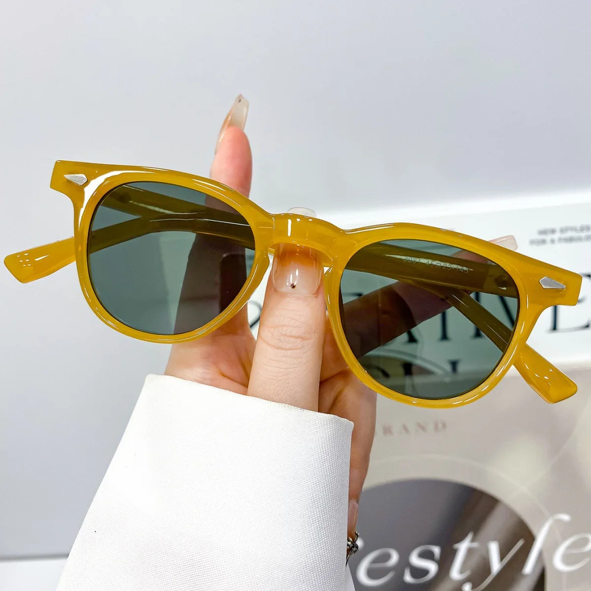 JNPCXI New Fashion Square Rivets Women Candy Color Green Yellow Shades UV400 Sunglasses Retro Men Clear Lens Frame