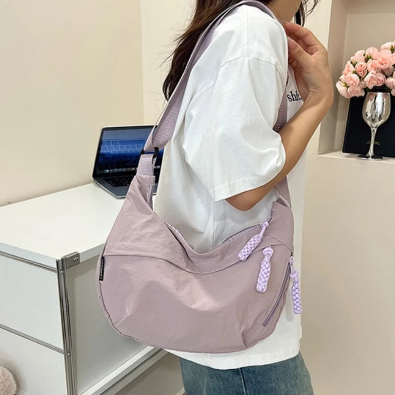 Casual Nylon Dumpling aped Crossbody Bag Women's Large Capaci oulder Bag 2026 Autumn Season Zipper Closure Faionable Handbags