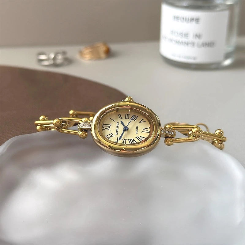 Famous Women Brand Oval Dial Quartz Watch Vintage Rome Dial Watches Elegant Bracelet Wristwatches Dropshipping Relógio Gifts