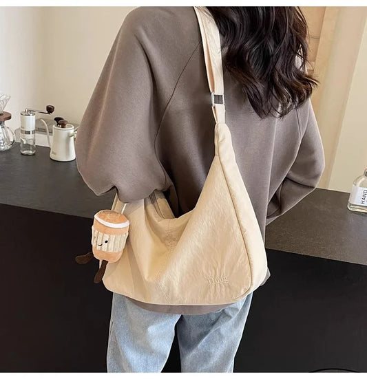 White Women Japan Hobo Embroidery Shoulder Bag Versatile Waterproof Commuter Bag