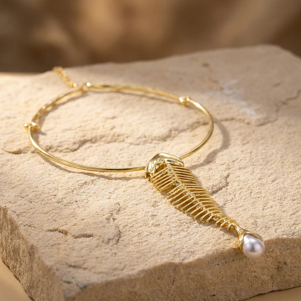 Dark Mermaidcore Fishbone Pendant Choker Necklace for Women Edgy Gold Rhinestone Skeleton Pearl Collar Statement Jewelry