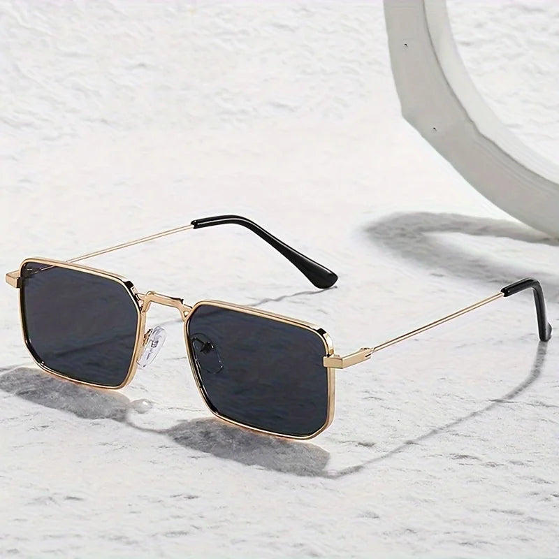 European and American Men's and Women's Fashionable Glasses with Metal Decoration Trend Glasses