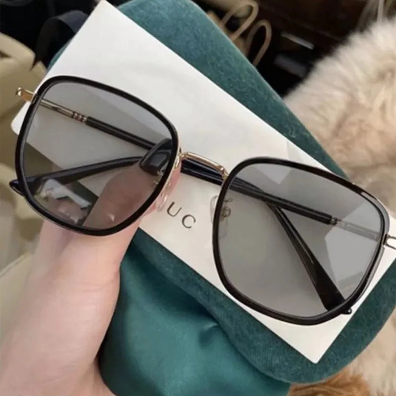 Anti Radiation Photochromic Eyeglass for Women/Men Replaceable Lens Eyeglasses Frames Retro Aesthetic Glasses