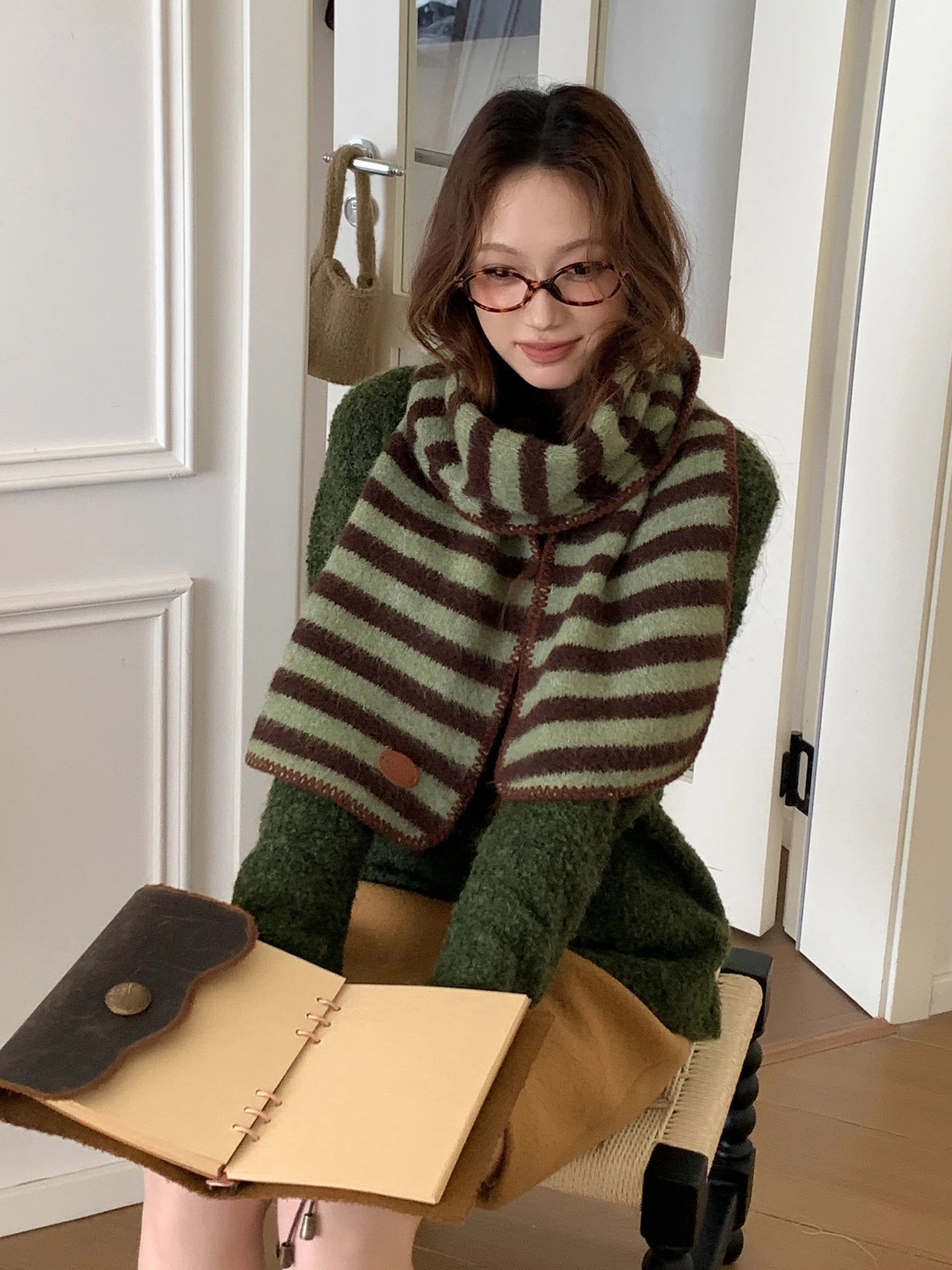 New Striped Scarf For Women Winter Atmosphere Student Thickened Woolen Knitting Neck Protection Cold Resistance Warmth