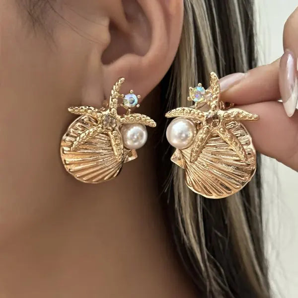 Exaggerated Metal Starfish Shell Pearl Necklace for Women Summer Ocean Coral Scallop Pendant Necklace Boho Beach Jewelry Gift