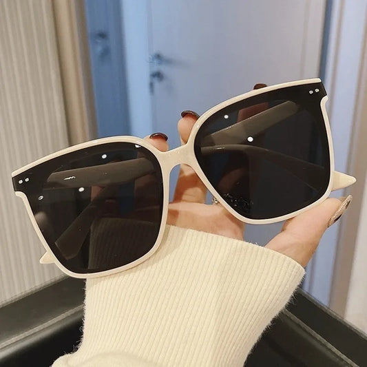 Korean Version Sunglasses Retro Square Large Frame Rice Nail Sunglasses Ins Men and Women Senior Sense Street Patting Glasses