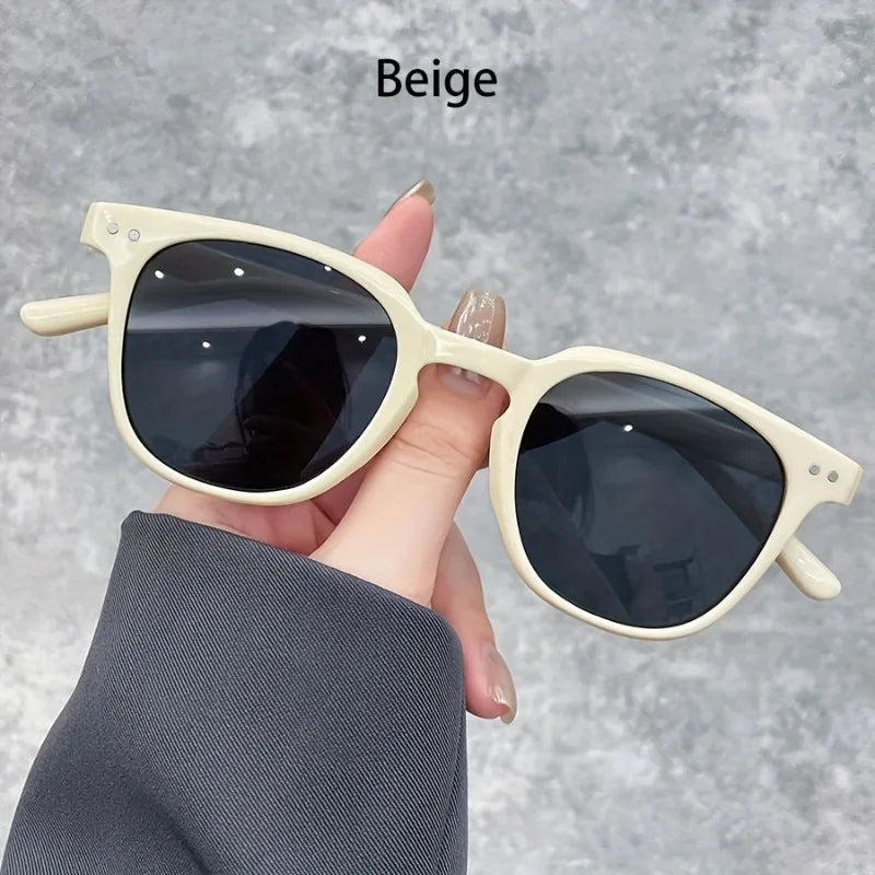 Fashionable Small Round Unisex Women's Pink Gradient Lenses Retro Men's and Women's Classic Metal Nail Decoration Glasses
