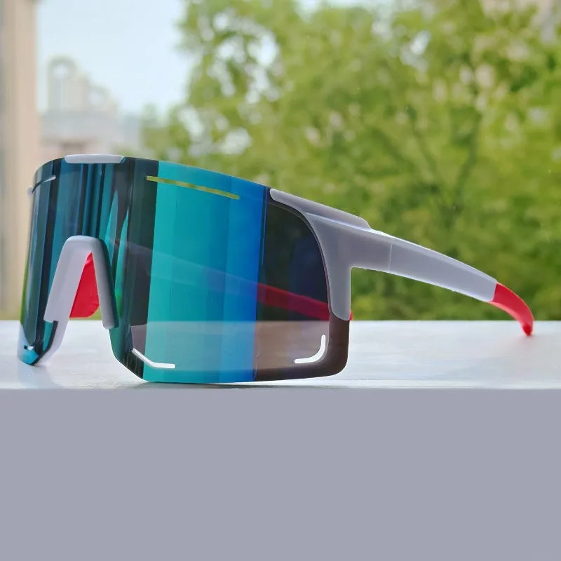 Unisex Fashion Glasses - Stylish Gradient Lenses, Durable PC Frame, Comfortable and Lightweight