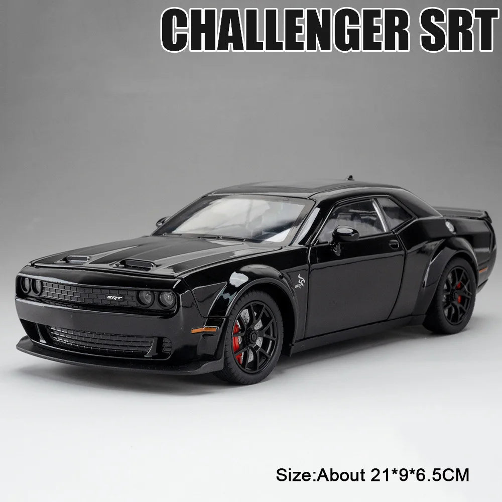 1:24 LYKAN SUPERCAR SRT Hellcat Model Toys Car Diecast Alloy Vehicle Doors Opened Sound Light Pull Back Rubber Tire Toy Gift Kid