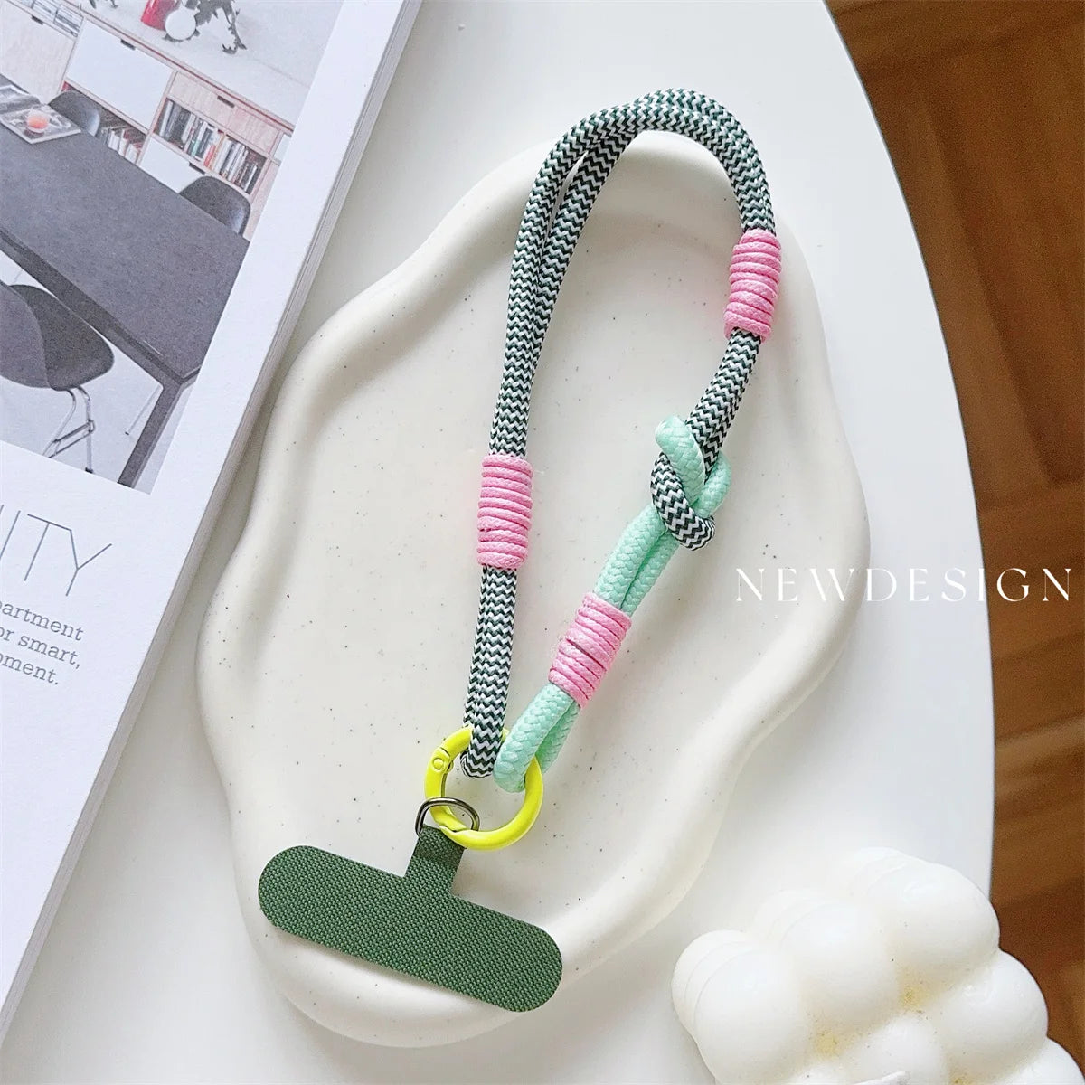 Universal Adjustable Mobile Phone Lanyard Short Wrist Strap with Self-locking Anti-drop Design Durable Polyester Phone Strap