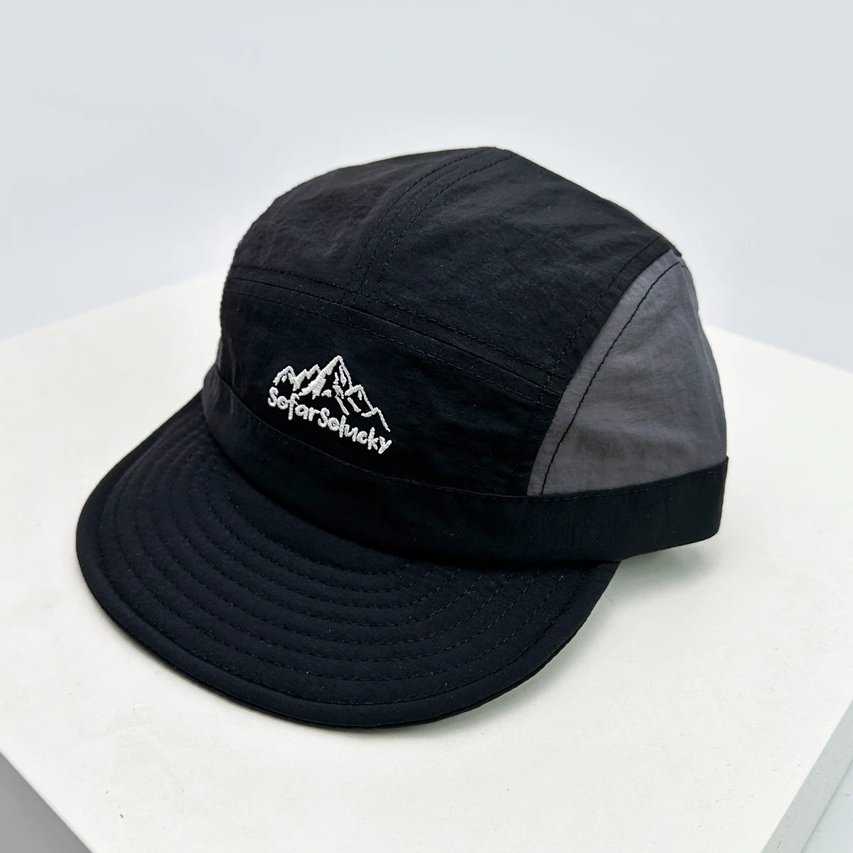 New Unisex Flat Eave Letter Mountain Embroidery Baseball Hats Breathable Color Block Sunshade Quick Drying Peaked Caps Versatile