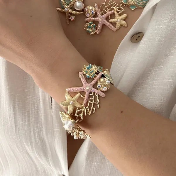 Exaggerated Metal Starfish Shell Pearl Necklace for Women Summer Ocean Coral Scallop Pendant Necklace Boho Beach Jewelry Gift