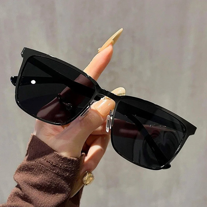 2PCS Fashion Photochromic Polarized Sunglasses for Men and Women Anti Glare Driving Sun Glasses Change Color Fishing Eyewear