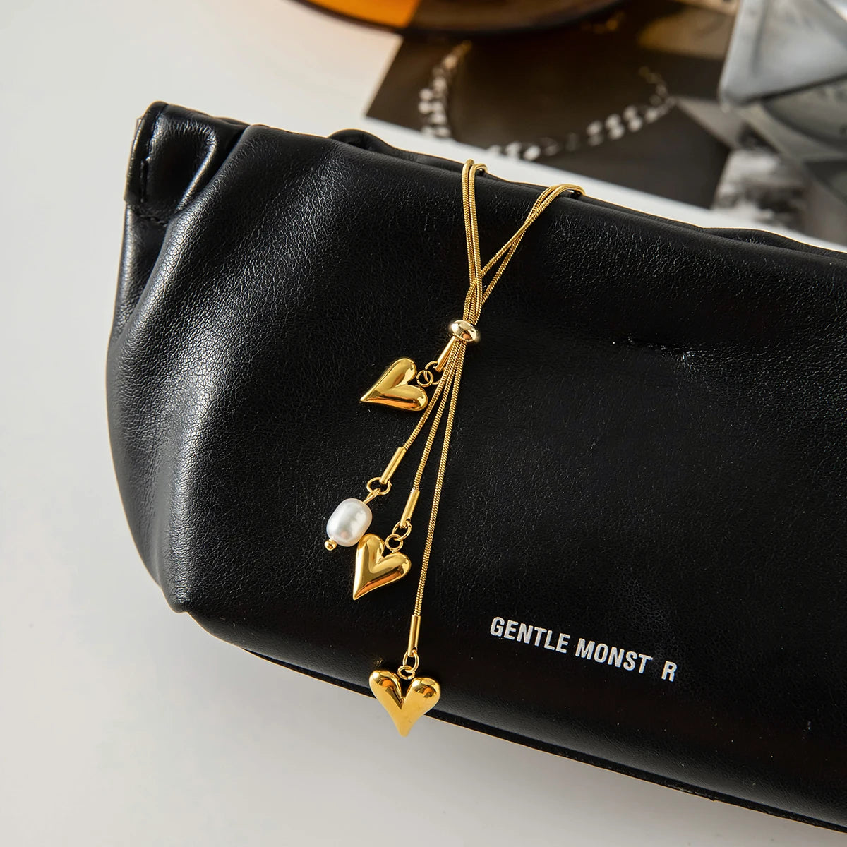 Uworld Minimalist Classic 18K Gold Color Plated Stainless Steel Freshwater Pearl Heart Pendant Necklace Y-shaped Chain Women's J