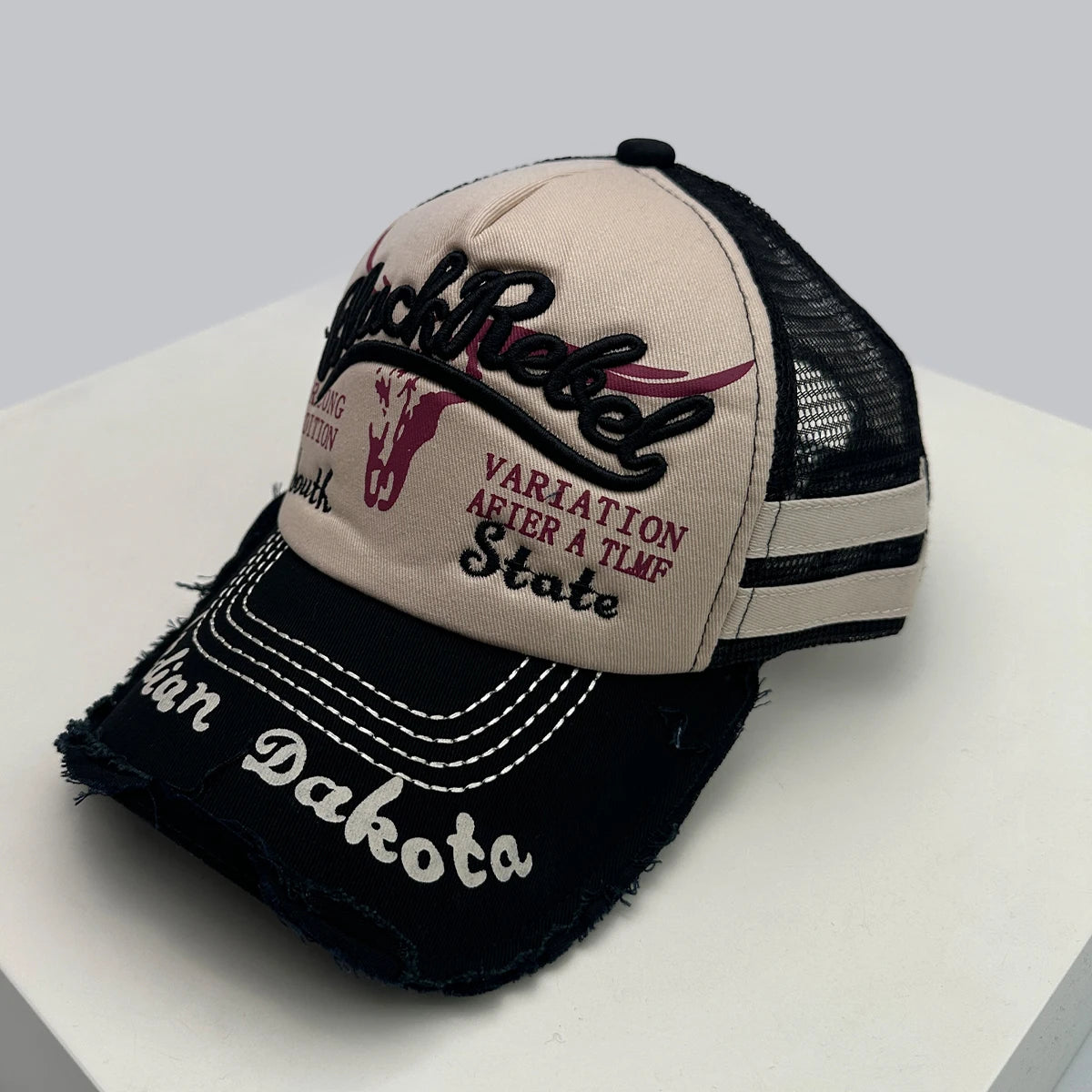 New Unisex Mesh Letter Embroidery Baseball Hats Sunshade American Style Breathable Trucker Cap Versatile Personal Fashion Street