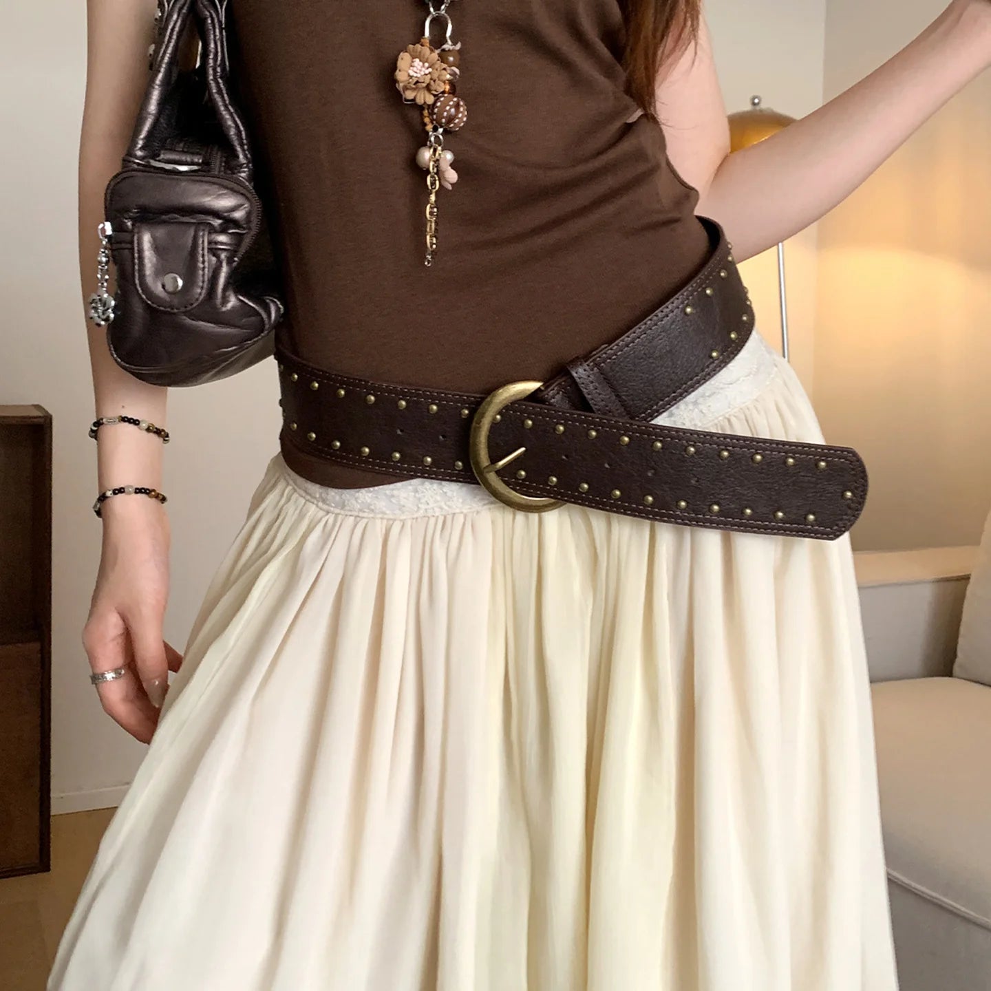 Retro American Western Style Rivet Belt Heavy-Duty Bohemian Belt For Women With Jeans For A Niche Personality