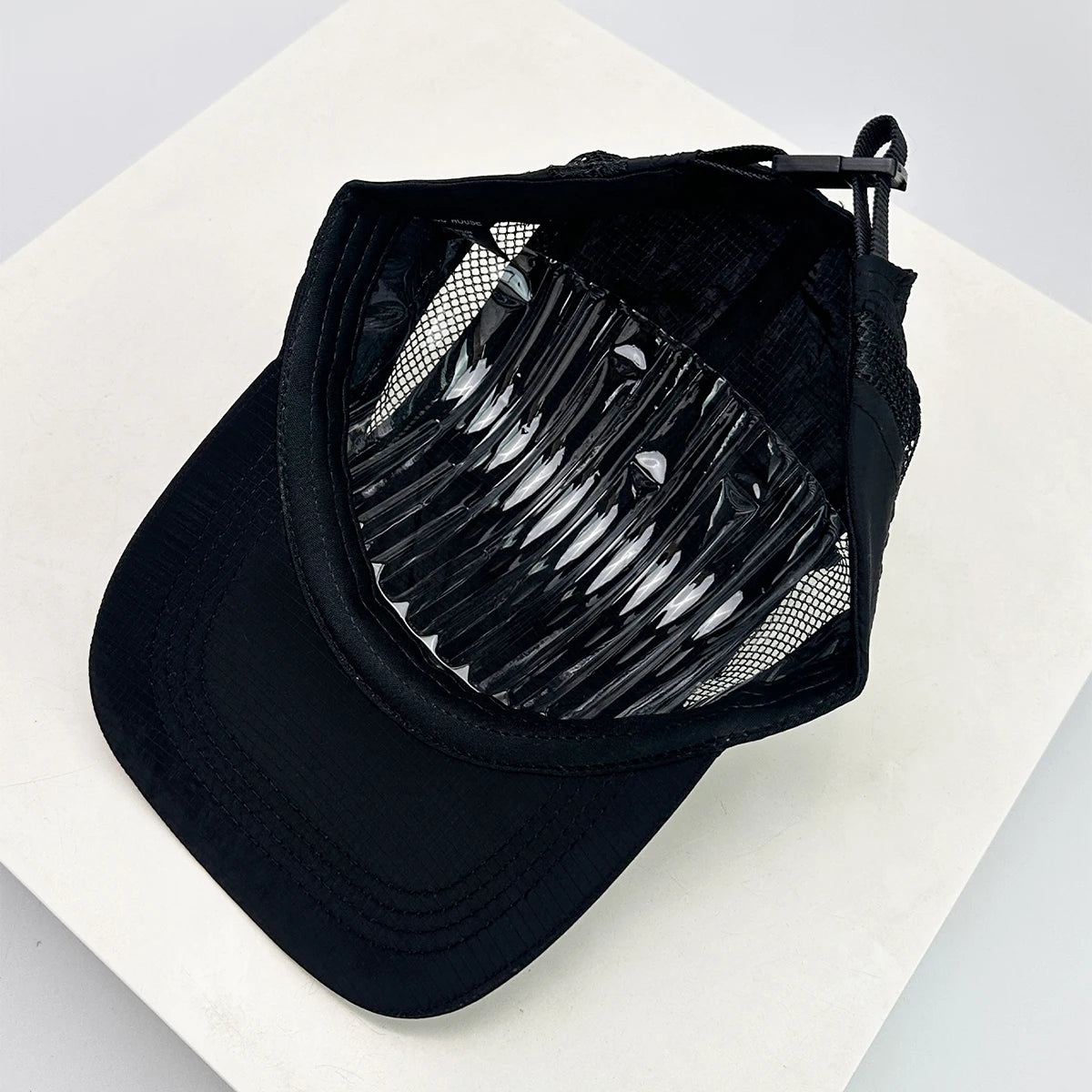 New Unisex Simple Mesh Letter Embroidery Baseball Hats Sunshade Niche Breathable Quick Drying Peaked Caps Versatile Fashion ins