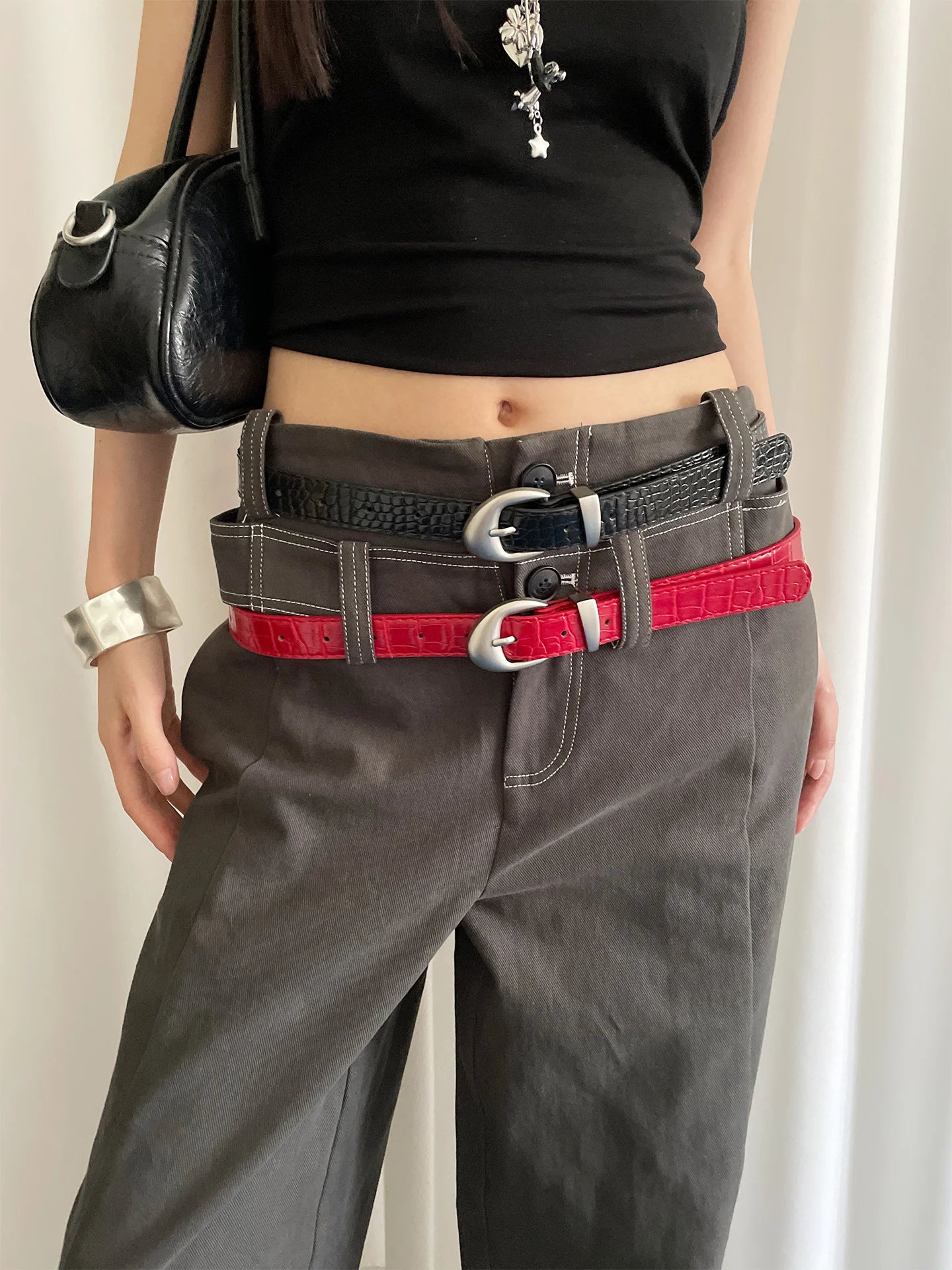 High-End Crocodile Pattern Red Thin Belt For Women 2025 New Niche Fashion Belt For Skirts And Jeans