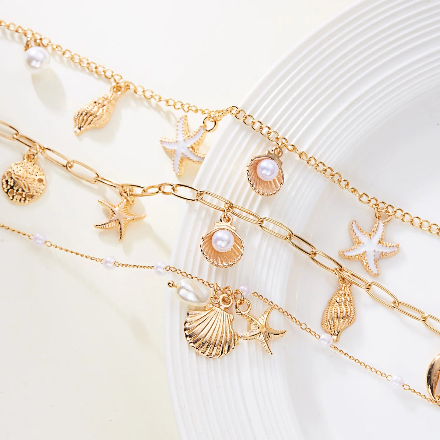 Ocean Style Starfish Conch Shell Sea Turtle Charms Pendant Necklace for Women Gold Color Chain Necklace Summer Beach Jewelry