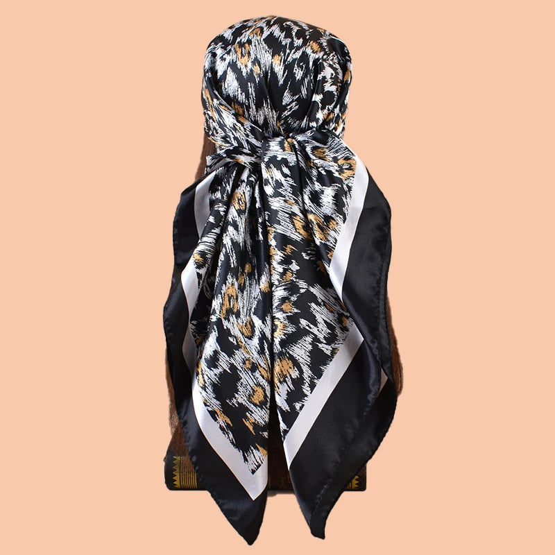 1 pc Women's Large Square Scarf with Leopard Print, Fashionable Silk Scarf, Versatile and Casual