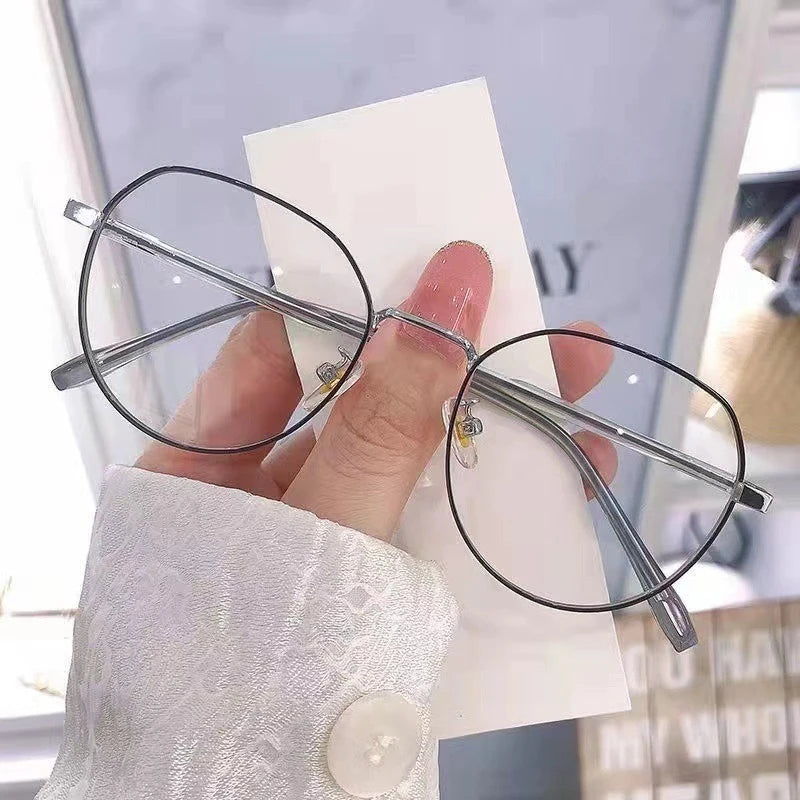 Women’s Oval Frame Fashion Glasses  Minimalist Styl, Metal Hinges