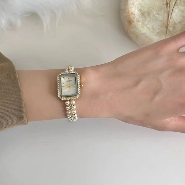 Luxury Women Watch Fashion Pearl Studded Bracelet Strap Quartz Wristwatches Ladies Gift Dropshipping Para Mujer Relogio Feminino