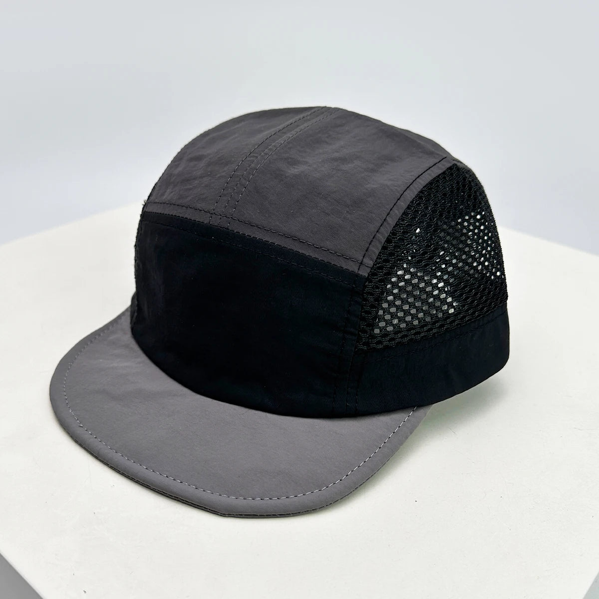 New Unisex Retro Color Block Mesh Baseball Hats Quick Drying Sunshade Outdoor Breathable Peaked Cap Versatile Fashion Short Eave