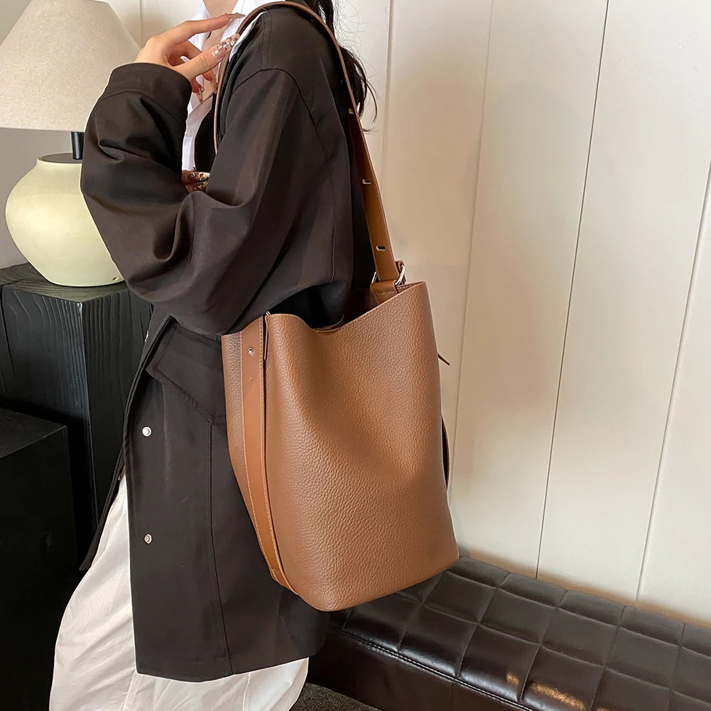 Women Bucket Bag Adjustable Strap Shoulder Bag Leather InnerPocket Crossbody Bag