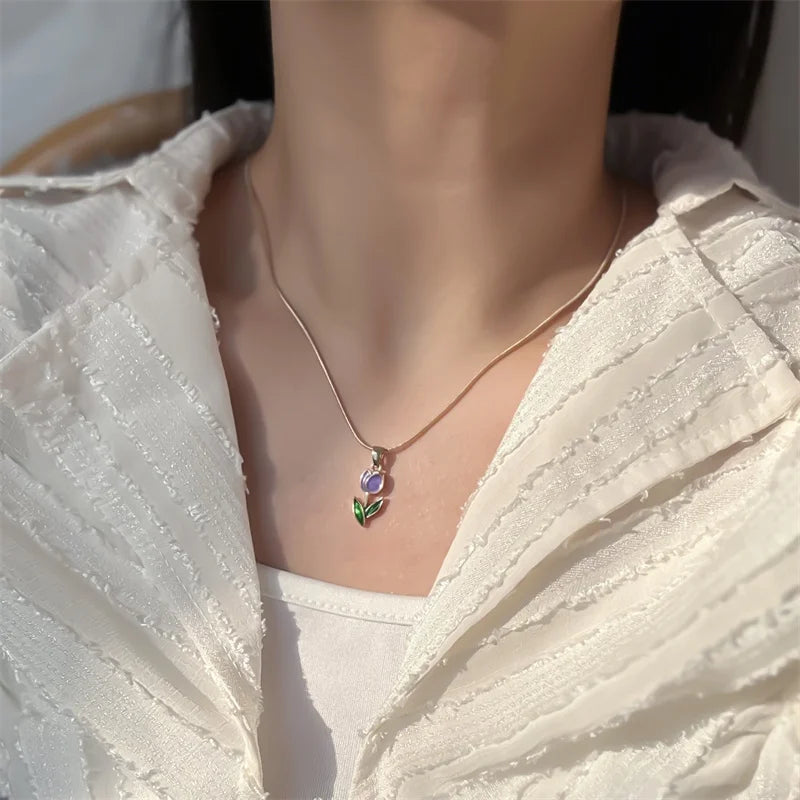 Vintage Elegant Tulip Flower Pendant Necklace for Women Fashion Aesthetic Flowers Clavicle Chain Choker Wedding Party Jewelry