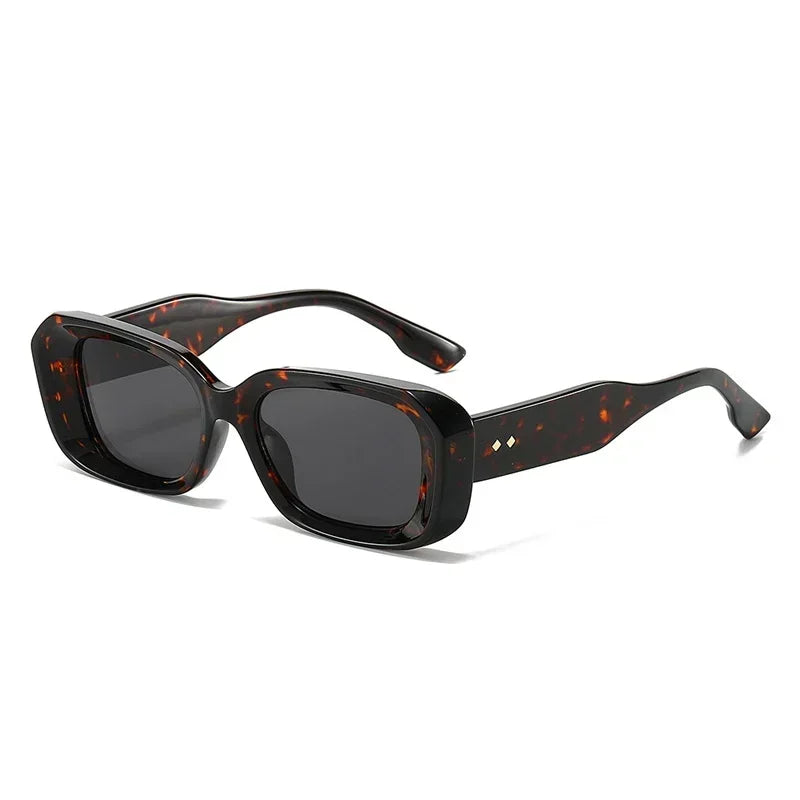 JNPCXI Retro Square Sunglasses Men Fashion Gradient Shades UV400 Women Trending Rivets Sun Glasses